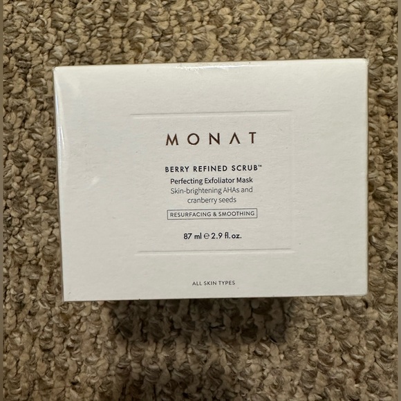 Berry refined scrub - Picture 1 of 2